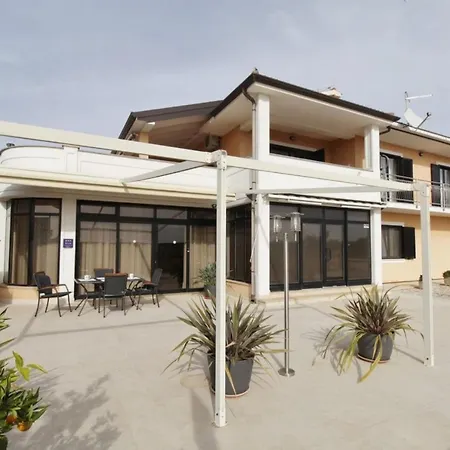 Guest house Enea In Savudria *